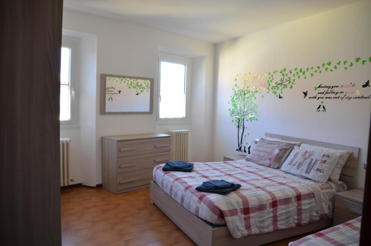 Appartamento Iris Bellano Bagian luar foto