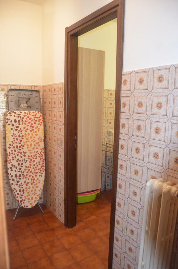 Appartamento Iris Bellano Bagian luar foto