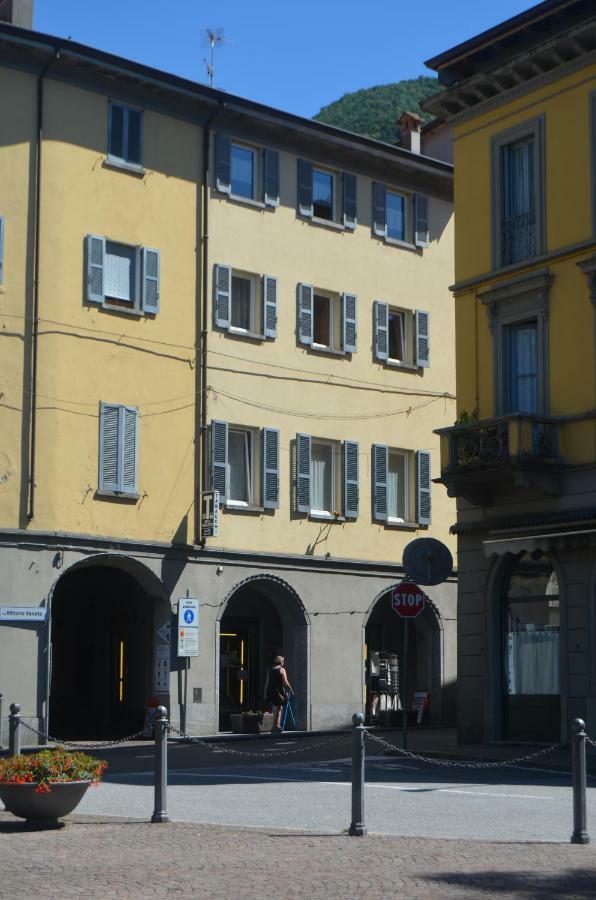 Appartamento Iris Bellano Bagian luar foto